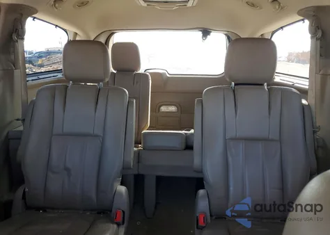 2011 Chrysler Town & Country Touring L z USA, uszkodzony, nr VIN 2A4RR8DGXBR746350